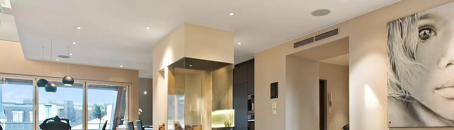 luftkonditionering-inbyggd-innovation-design-banner-1500x430 Friblåsande kanalaggregat installerat I modert designad lägenhet.